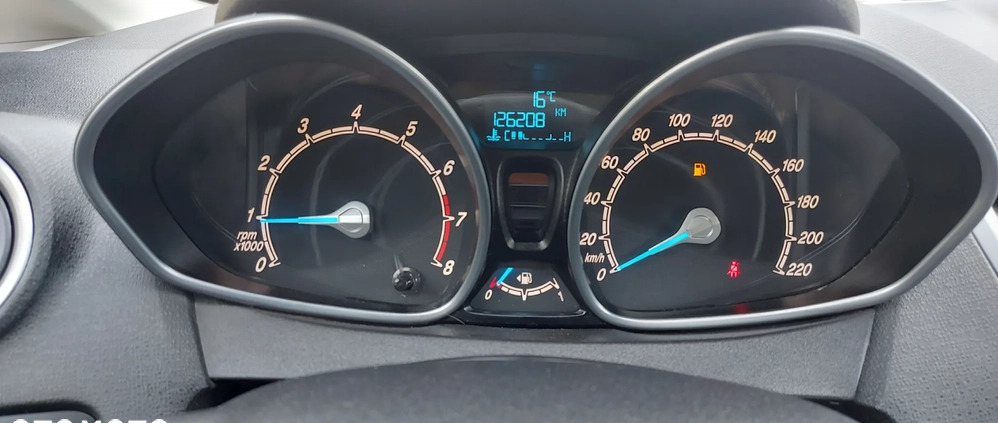 Ford Fiesta cena 22900 przebieg: 126000, rok produkcji 2013 z Karczew małe 254